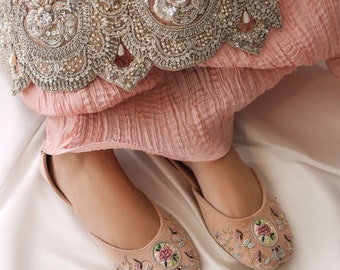 Rose Pink Juttis, Punjabi Bridesmaid Shoes , Kids Khussa , Custom Bridal Shoes , Eid Gifts for Women