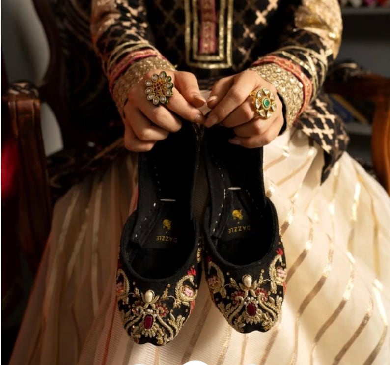Handmade Royal Velvet Khussa, Gold Indian Juttis, Bridal Footwear image 7