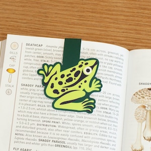 Green Frog Magnetic Bookmark