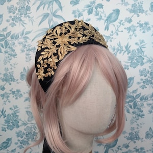 Schwarz Goldspitze Kokoshnik French Hood Gothic Renaissance Kranz Tiara Haarschmuck