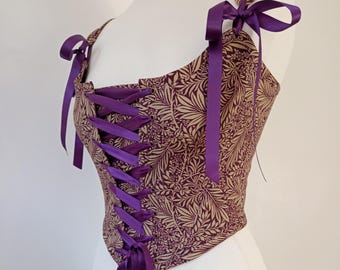 Corpiño de traje renacentista del siglo XVIII con corsé de Small Botanicals