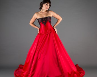 Red Gothic Wedding Dress Gown with Corset and Black Lace