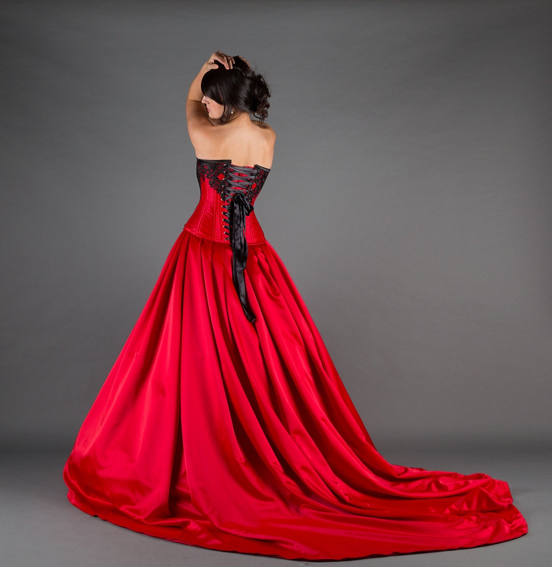 Red Gothic Wedding Dress Gown With Corset And Black Lace Etsy