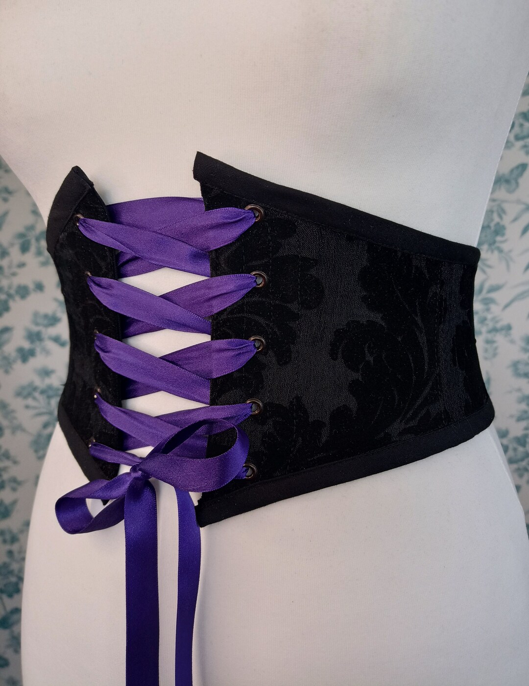 small black corset belt