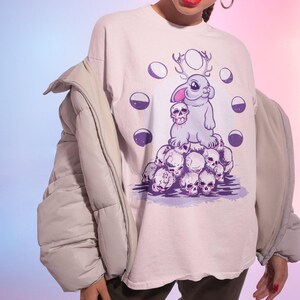Jackalope Pastel Goth Shirt, Pastel Goth Clothing, Harajuku Shirt, Jackalope Shirt, Cryptid Shirt, Kawaii Goth, Creepy Cute Shirt immagine 3