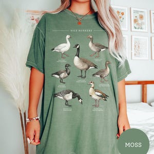 Nice Honkers Shirt, Funny Silly Goose Tee, Vintage Bird Field Guide Shirt, Cottagecore Animal Shirt, Bird Lover Gift, Subtle Humor Tee bild 9