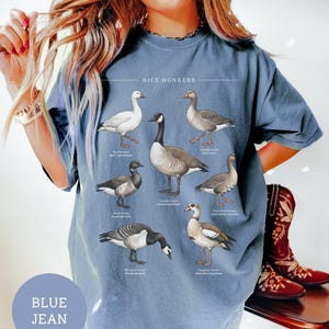 Nice Honkers Shirt, Funny Silly Goose Tee, Vintage Bird Field Guide Shirt, Cottagecore Animal Shirt, Bird Lover Gift, Subtle Humor Tee bild 8