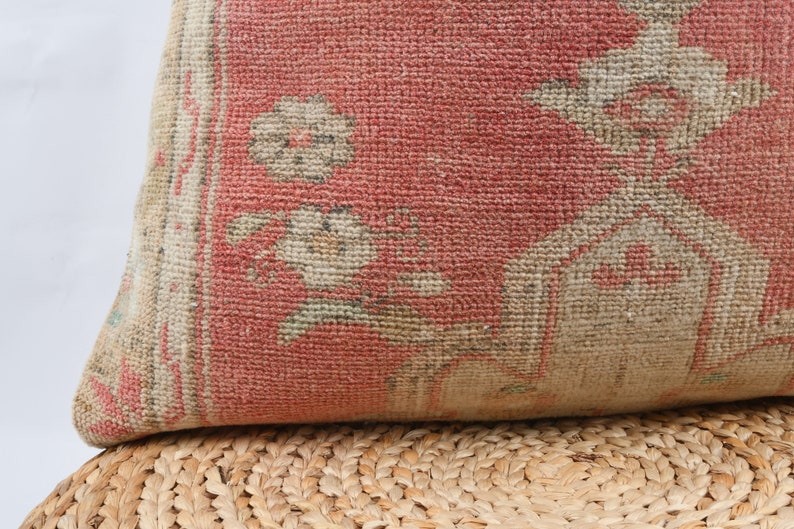 Turkish Kilim Pillow Ethnic Kilim Pillow Couch Accent Pillow Bohemian Kilim Pillow 24x24 Pillow Cover Throw Pillow Livingroom Decor