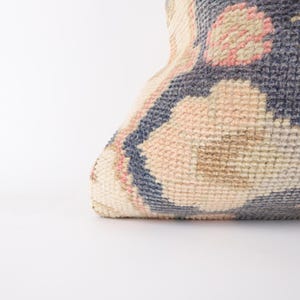 Federa per cuscino in lana turca vintage: accenti floreali beige, 20x20 immagine 2