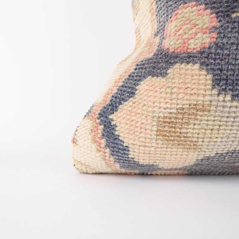 Federa per cuscino in lana turca vintage: accenti floreali beige, 20x20 immagine 2