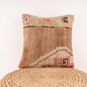 18x18 Pillow Cover, Decorative Pillow Cover, Turkish Kilim Pillow, Handwoven Textured Pillow, Livingroom Decor, Boho Decor, Sofa Pillow