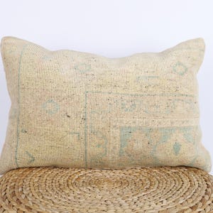 Handwoven Kilim Pillow, 16x24 Sham Cover, Turkish Kilim Pillow, Decorative Carpet Pillow, Boho Pillow, Kilim Lumbar, Cushion Cover, Pillow