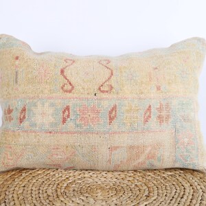 Kilim Lumbar, 16x24 Turkish Kilim Pillow, Handwoven Anatolian Pillow, Bohemian Carpet Pillow, Lumbar Pillow, Sofa Accent Pillow, Home Decor