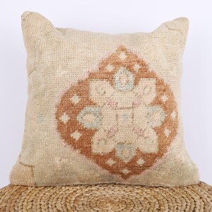 Textured Pillow, Handwoven Pillow, 18x18 Kilim Pillow, Turkish Kilim Pillow, Decorative Pillow, Throw Pillow, Tülü Pillow, Cushion Cover