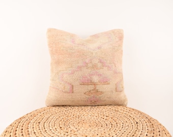 Turkish Rug Pillow Cover: Vintage Wool, Boho Home Decor (16x16)