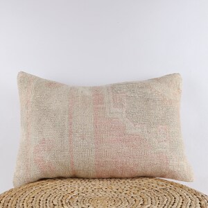 Ethnic Kilim Pillow, Turkish Carpet Pillow, 16x24 Kilim Pillow, Kilim Lumbar, Boho Pillow, Home Decor, Kilim Cushion Cover, Sofa Pillow