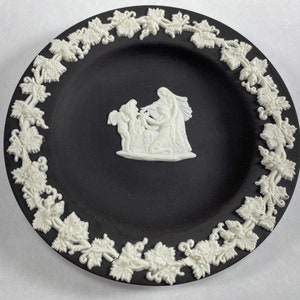 Wedgwood black Jasparware small plate (4.5&quot; diameter) in very good condition