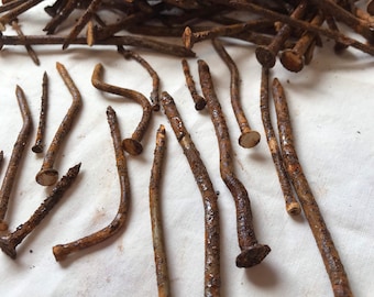 Rusty BENT Nails old barn find Assorted Sizes Shapes 7 oz Rust Dyeing, Crafting Assemblage Rusted, farmhouse, rusty barn nails, welding art