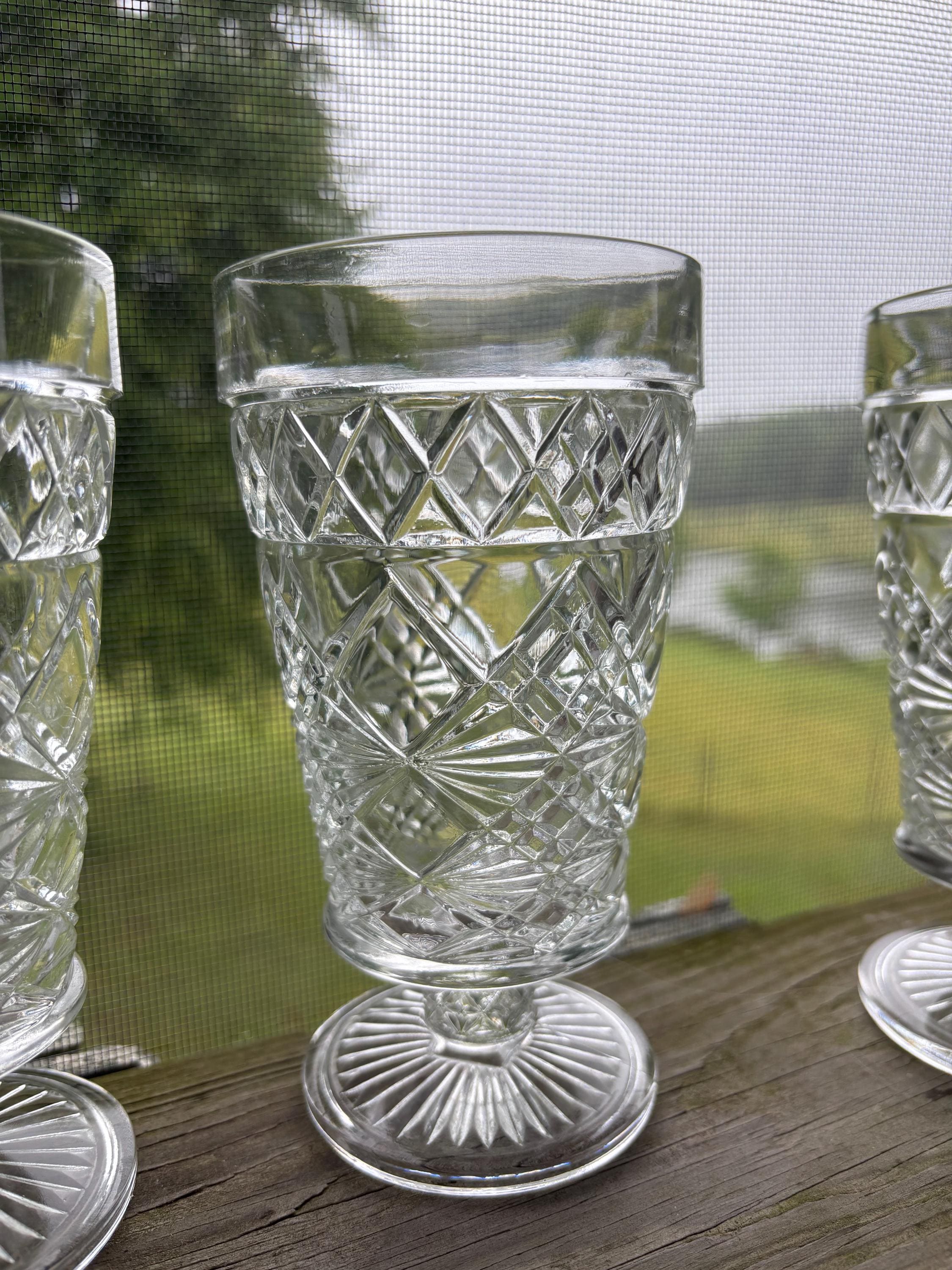 Vintage Peanut Glass - Etsy