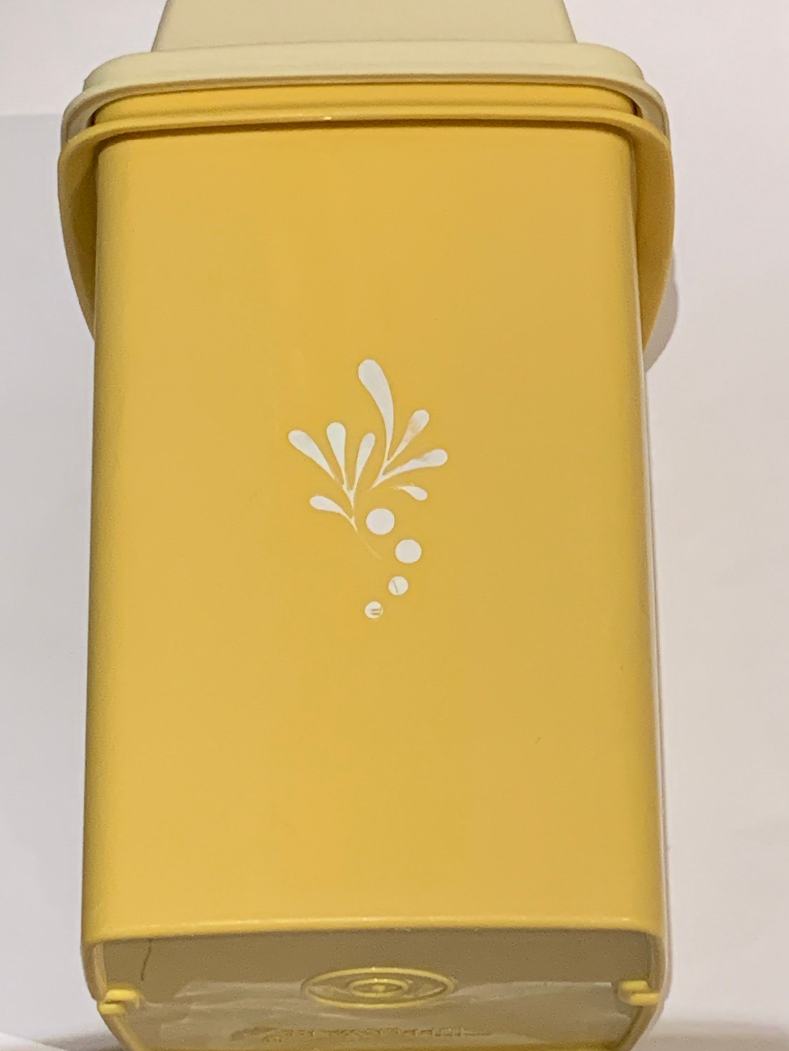 1970s Tupperware beetroot/pickle container & strainer. Harvest Etsy