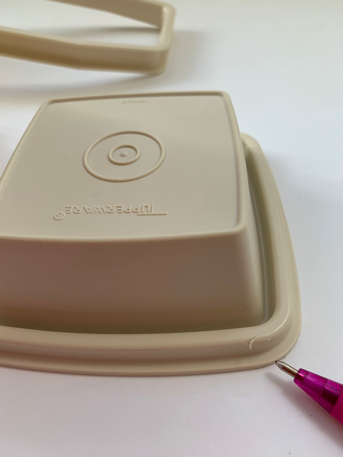 1970s Tupperware beetroot/pickle container & strainer. Harvest Etsy