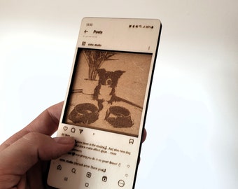 Personalisierte Holzkunst | Gravierte Smartphone Screenshots & Stand | Personalisiertes Geschenk