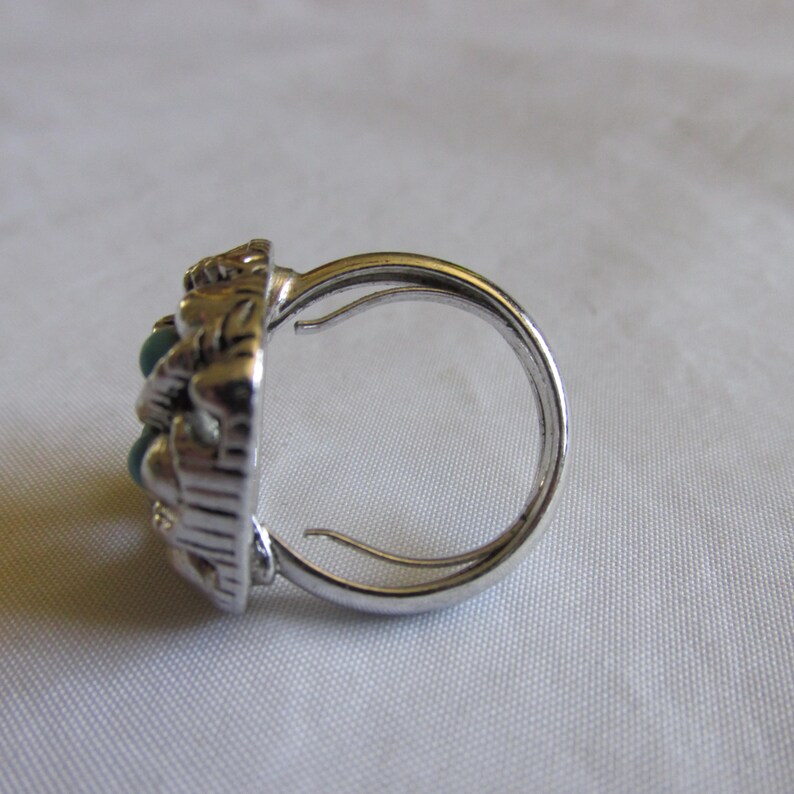 Avon Collectible Sierra Ring, Silver Toned, Faux Turquoise Beads, Size ...
