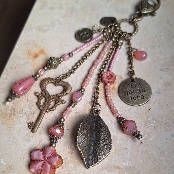 Taschenbaumler Bag Charm Keychain Chunky Charm Pendant Flower Leaf Key Bohemian Glass Beads Pink Bronze Zodiac