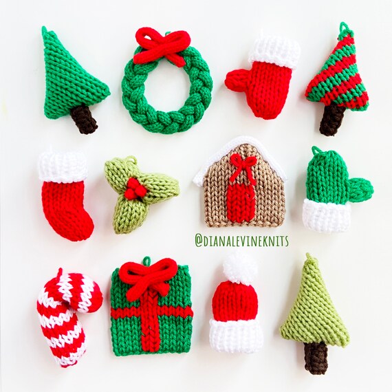 Christmas Wreath Circular Knitting Machine Pattern for Addi or Sentro 22  Needle Knitting Machines (Download Now) 