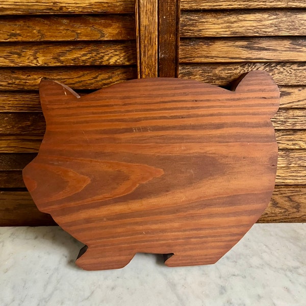 Vintage Wooden Pig Cutting Board - Rustic Farmhouse Decor