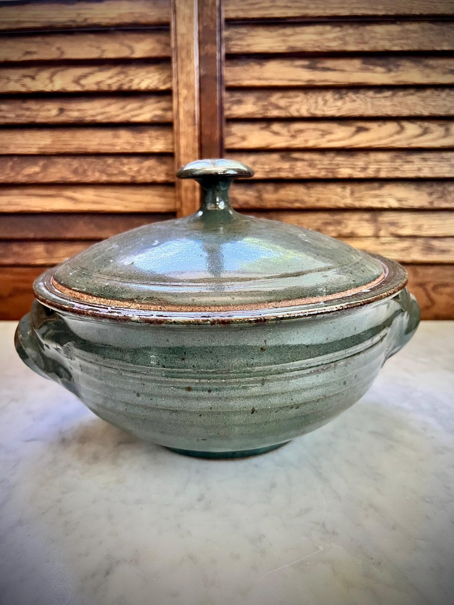 Pottery Casserole Dish With Lid