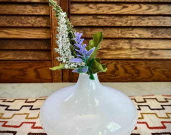 Vintage IKEA Salong Hand-Blown Glass Vase – White by Johanna Jalinek, 2000s