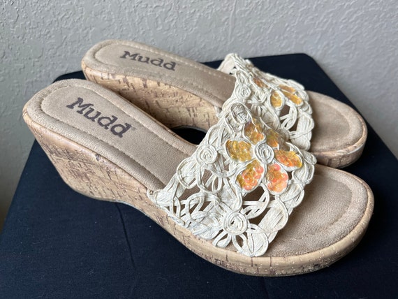 mudd wedge sandals