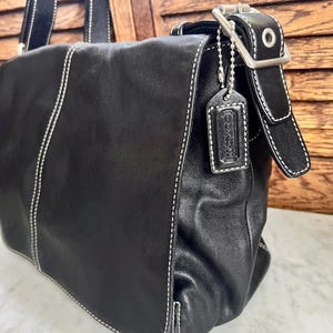 Coach Soft Black Leather Purse #E043-9570 – White Stitch Accents & Magnetic Closures