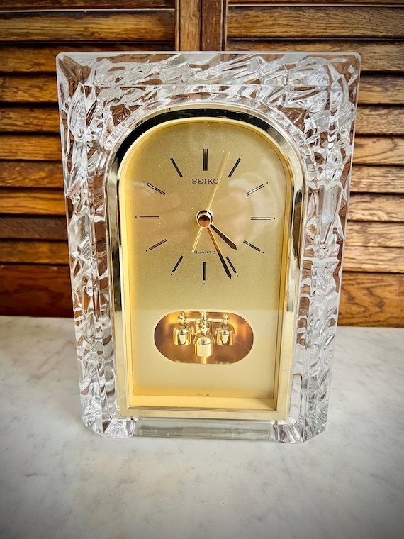 Vintage Crystal Seiko Clock With Gold Accents – Elegant and Heavy