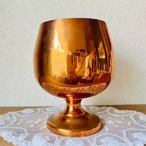 Vintage Copper Bowl Planter with Pedestal Base – Rustic Decor