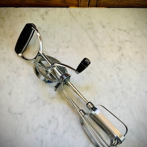 Vintage Stainless Steel Handheld Egg Beater Mixer – Made in USA