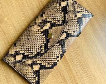 Leather Wallet, Women's Leather Clutch Wallet Organizer, Women's Long Wallet, Leather wallet, Zipper Wallet, Wristlet Wallet, Python Wallet