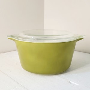 Verde Pyrex Casserole Dish, 473