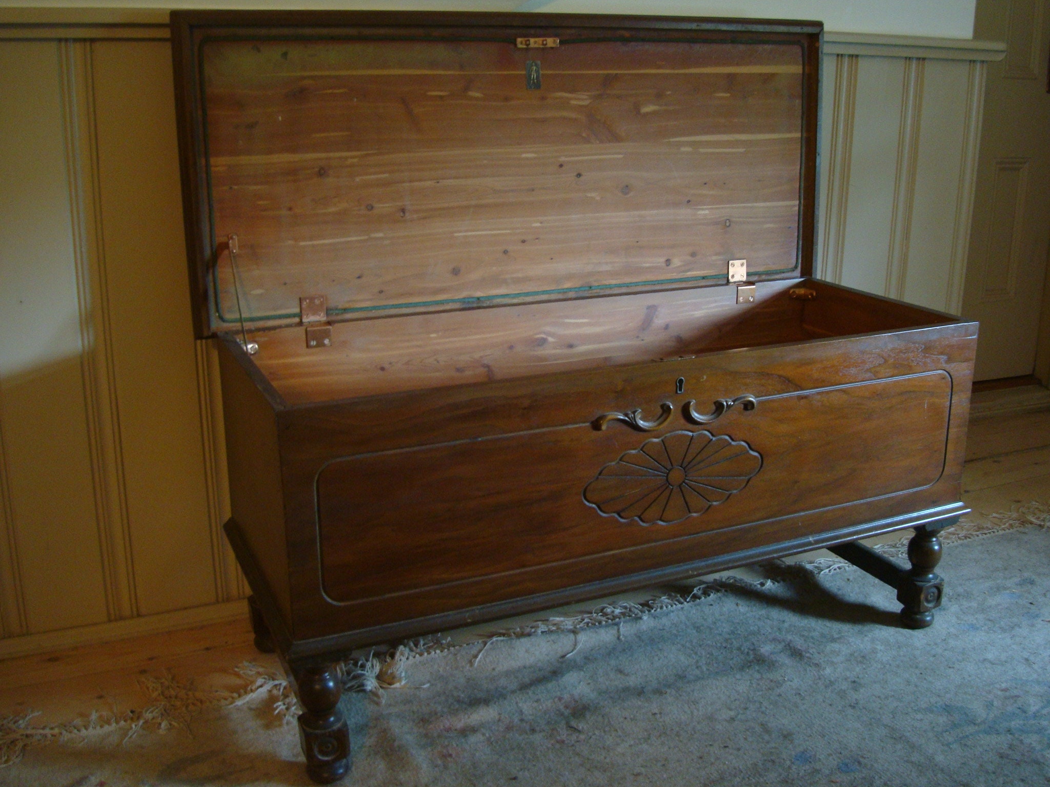 Antique Cedar Chest / Coffee Table Etsy