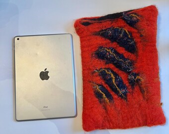 Felt tablet sleeve iPad cover cases wet felting handmade by merino wool gift  art iPad felted cover new zipper wool felted iPad valentines