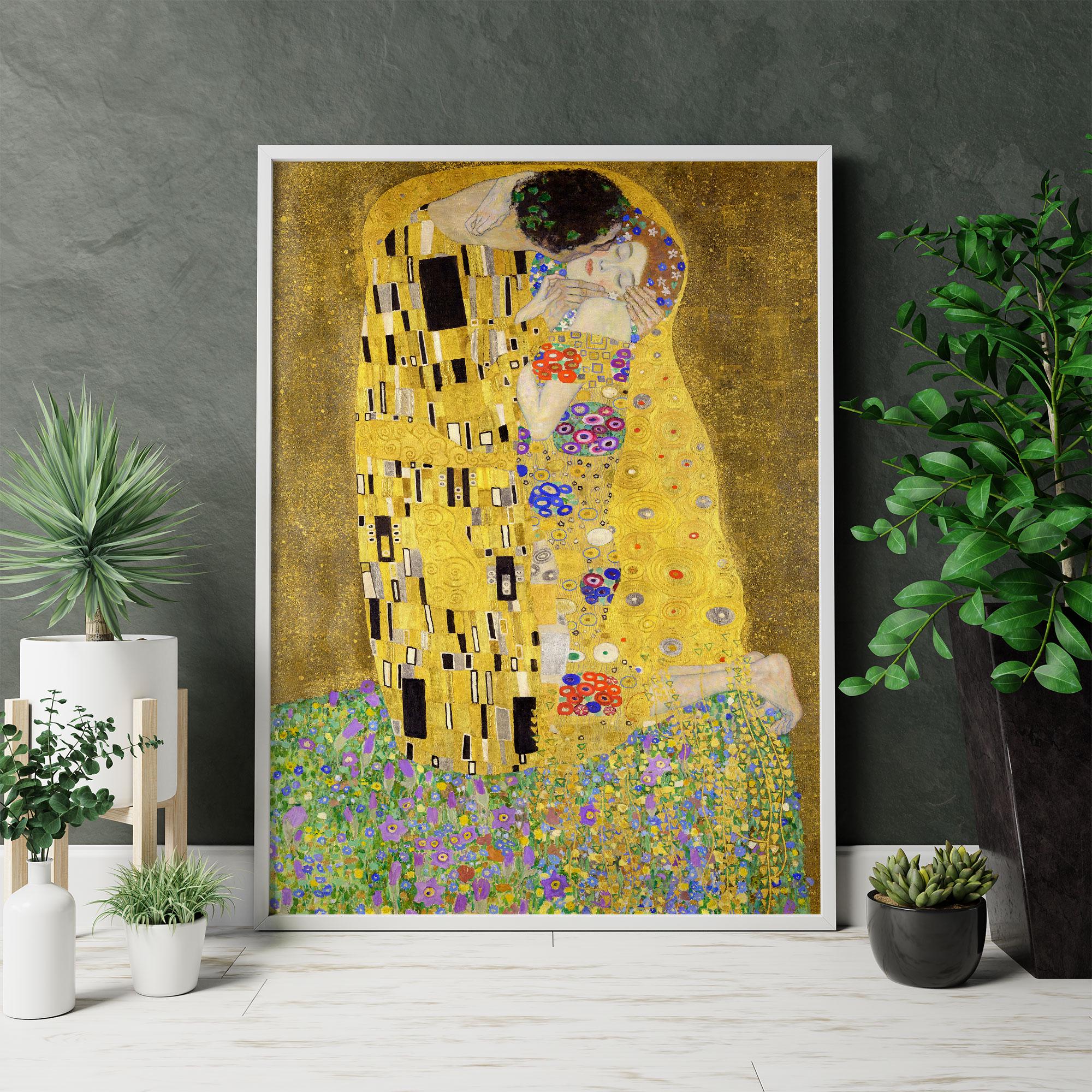 Gustav Klimt's the Kiss Wall Art Print, Modern Romantic Decor : Digital ...