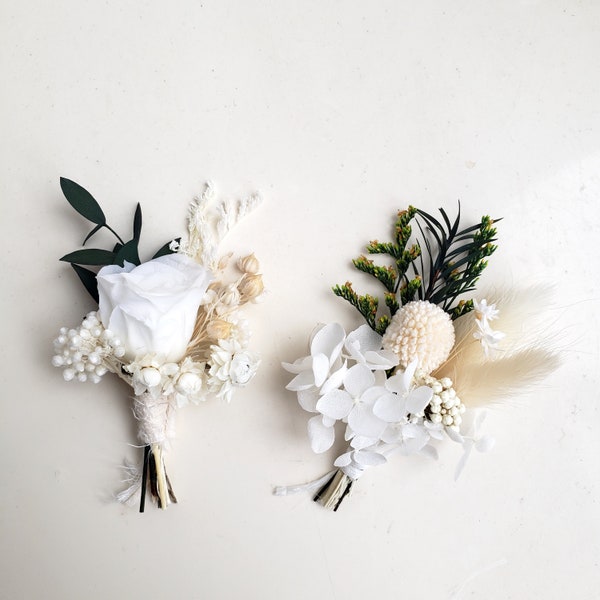 Dried Flower Boutonnieres, White and Green Buttonhole, Wedding Floral Decoration,