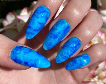 Blue Abstract Watercolor Press On Nails / Ocean Nails