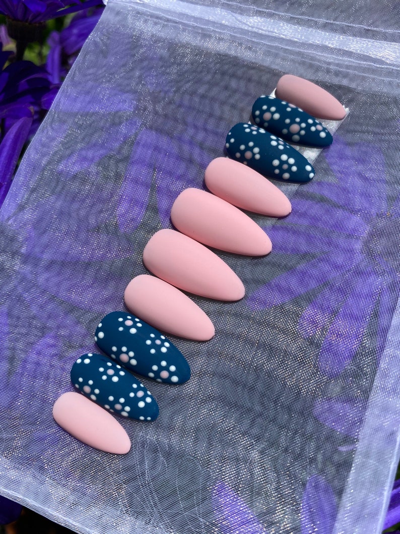 Pink / Blue Daisy Press On Nails / Matte Nails image 8