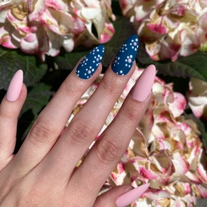 Pink / Blue Daisy Press On Nails / Matte Nails image 4