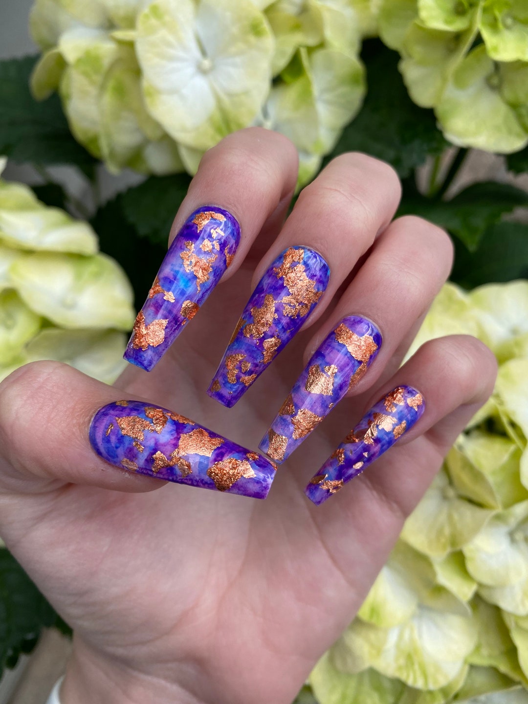 Light Purple Floral Foil Nails with a Touch of Elegance