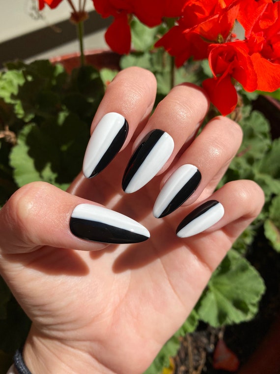 Black And White Transition Press On Nails Etsy
