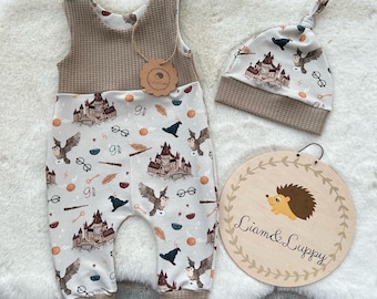 Baby Strampler Romper Latzhose Baby Newborn Waffel Jersey Beige Romper Hose French Terry  Zauberschule Eulen unisex beige Romper