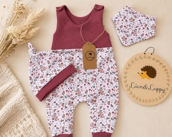 Baby romper set in floral waffle jersey with hat and scarf | Handmade baby outfit | Gift for a newborn girl